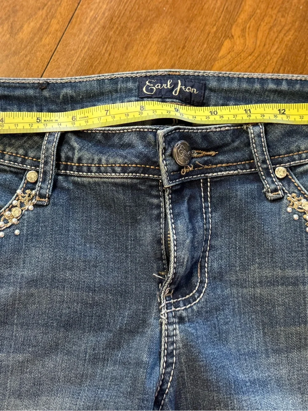 Earl Jeans medium wash